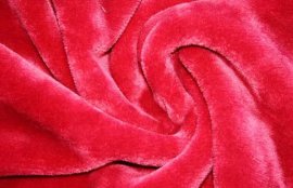 法兰绒和珊瑚绒哪个好？(睡衣买珊瑚绒好还是法