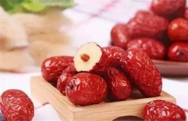 红枣的功效与作用禁忌(红枣一天吃多少为宜)